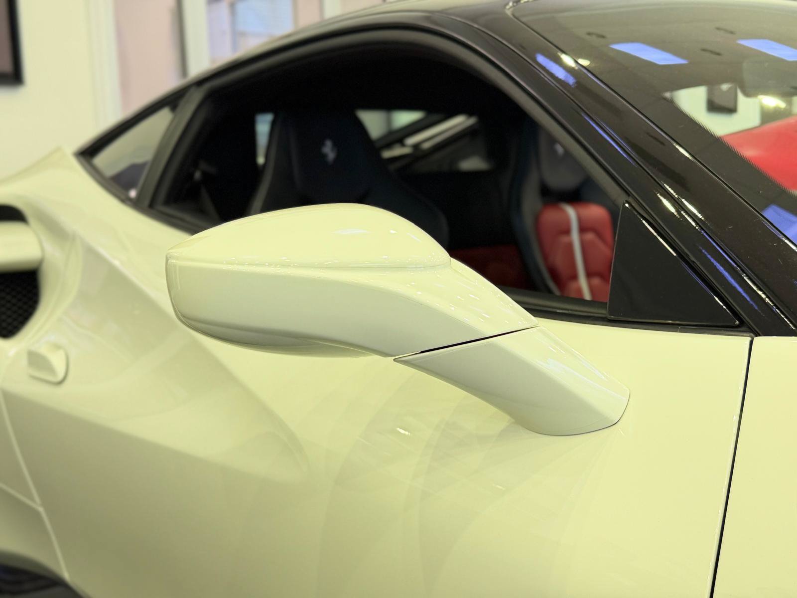 Used 2017 Ferrari 488 GTB RWD image 18