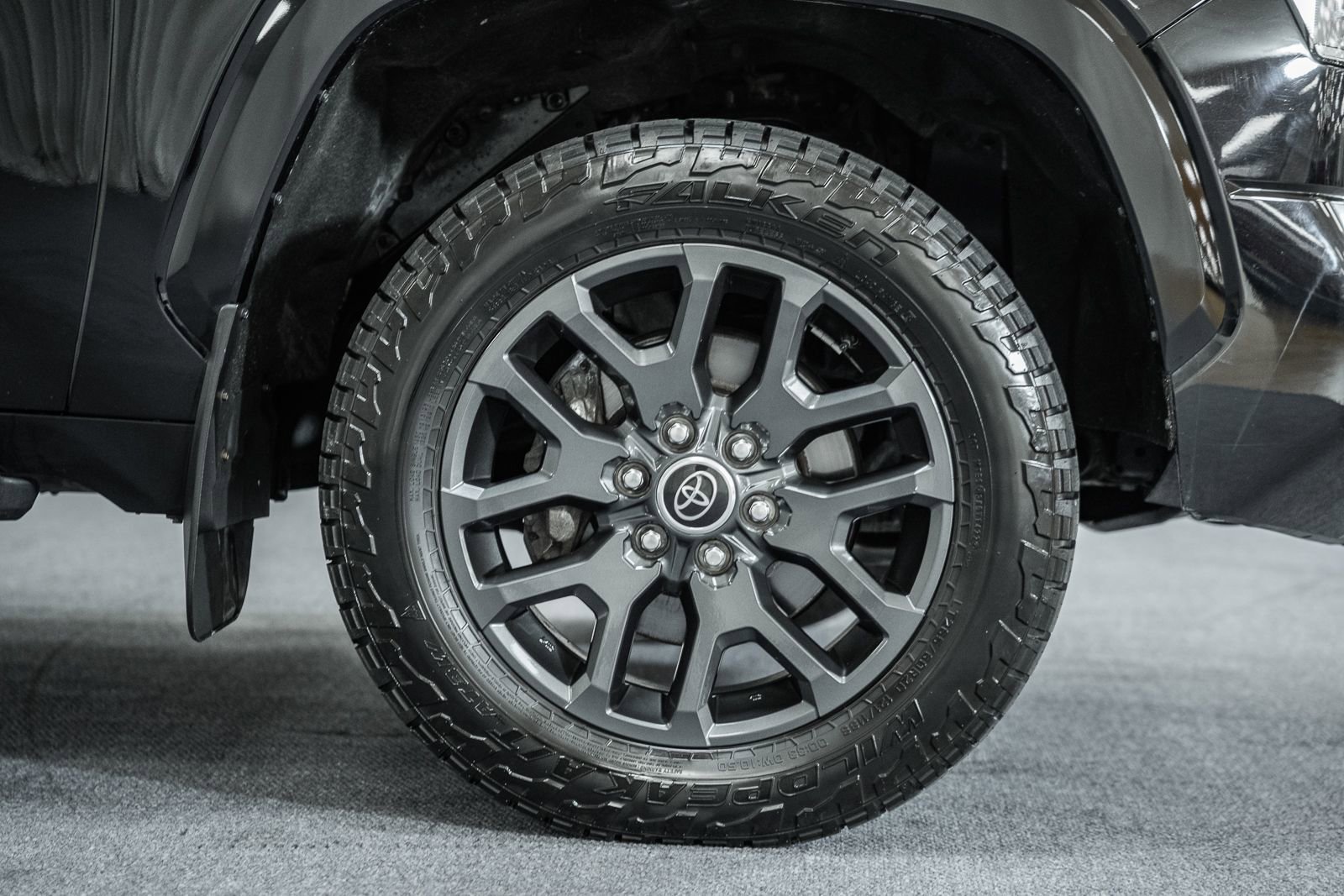 Used 2023 Toyota Tundra Platinum image 13