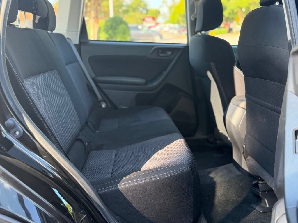 Used 2018 Subaru Forester 2.5i w/ Alloy Wheel Package AWD/4WD image 18