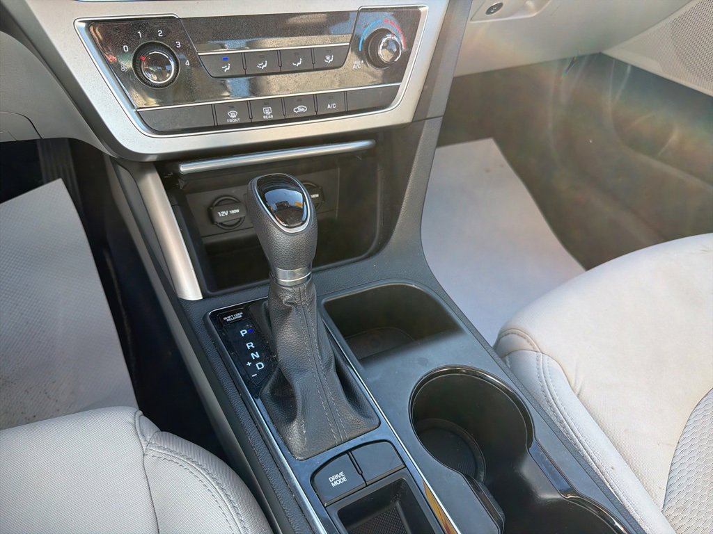 Used 2017 Hyundai Sonata SE image 24