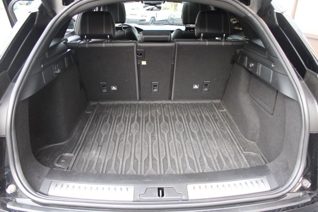 Used 2019 Land Rover Range Rover Velar R-Dynamic HSE image 30