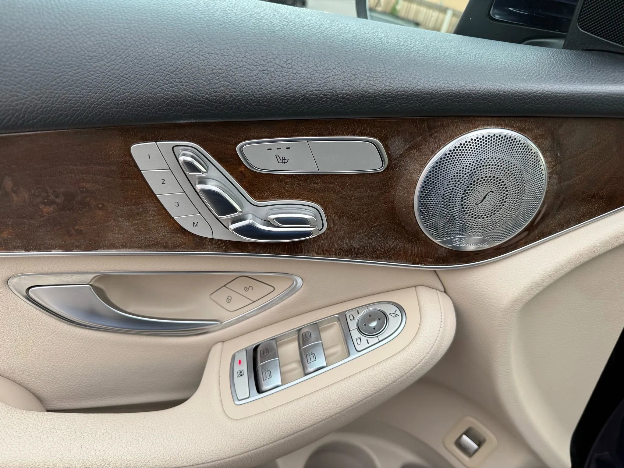 Used 2017 Mercedes-Benz GLC 300 image 34