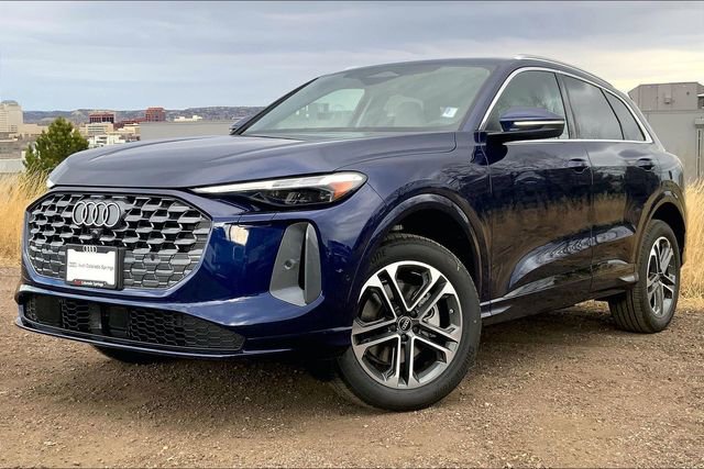 New 2025 Audi Q5 2.0T Premium Plus