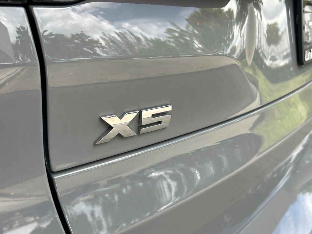 Used 2024 BMW X5 M60i AWD/4WD image 16