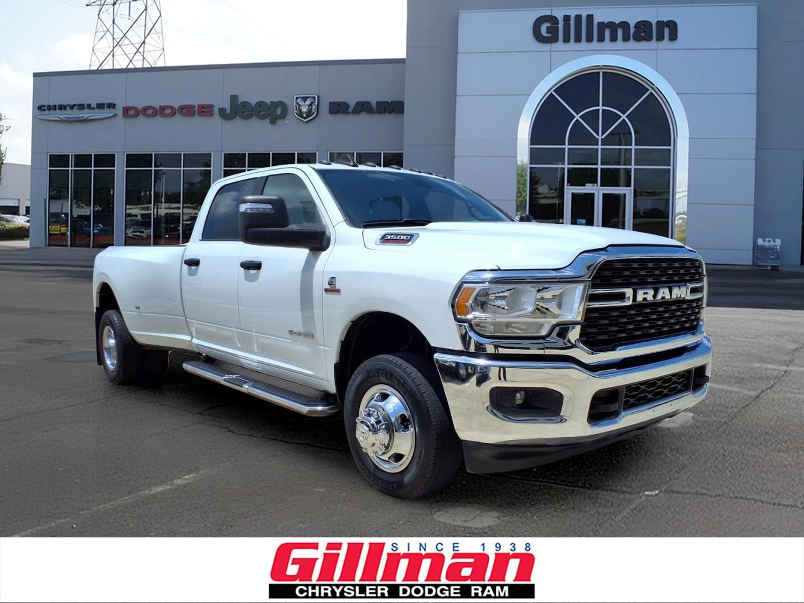 Used 2024 RAM 3500 Big Horn AWD/4WD image 1