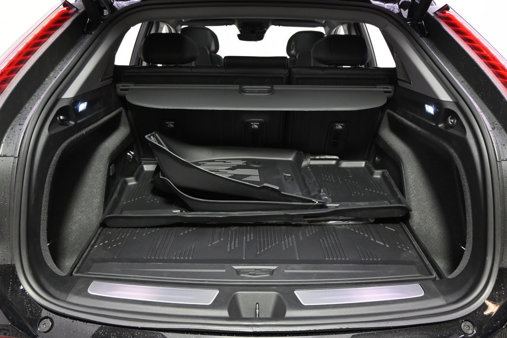 New 2026 Cadillac Optiq Luxury 2 w/ LPO, Floor Liner Package AWD/4WD image 19