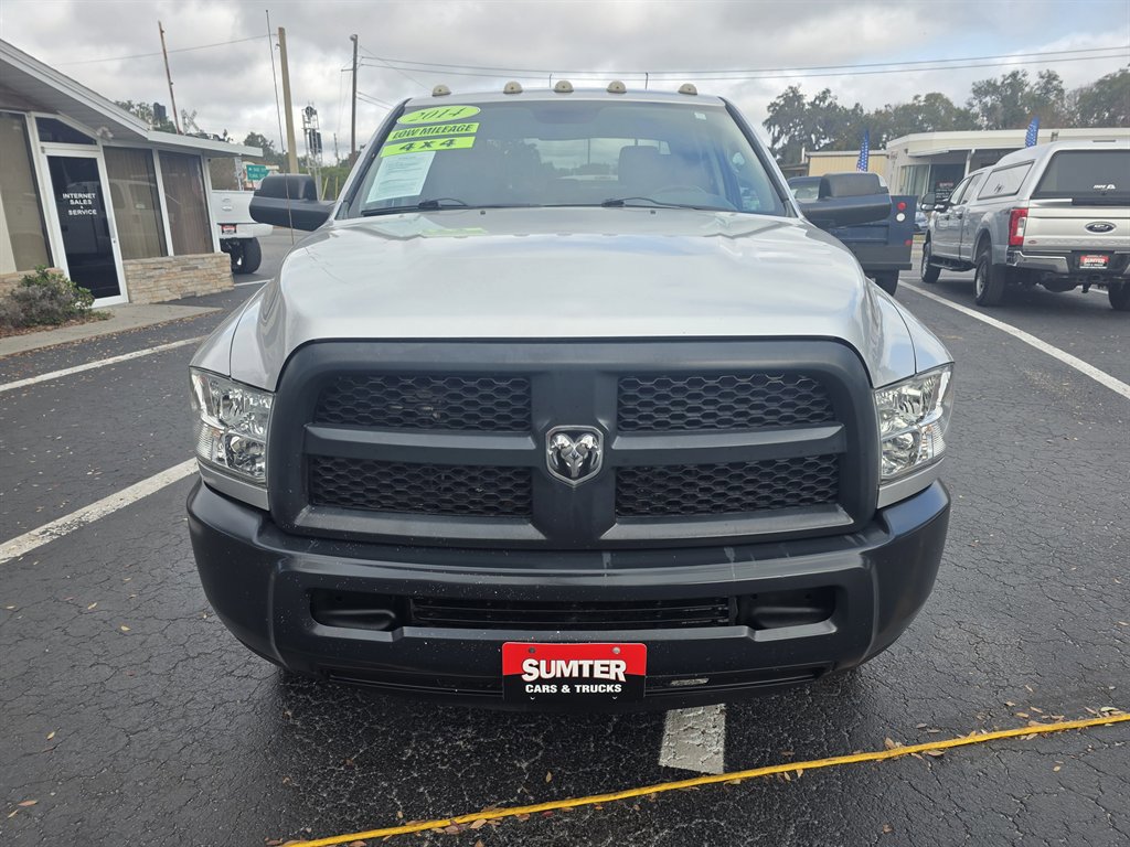 Used 2014 RAM 3500 Tradesman image 11