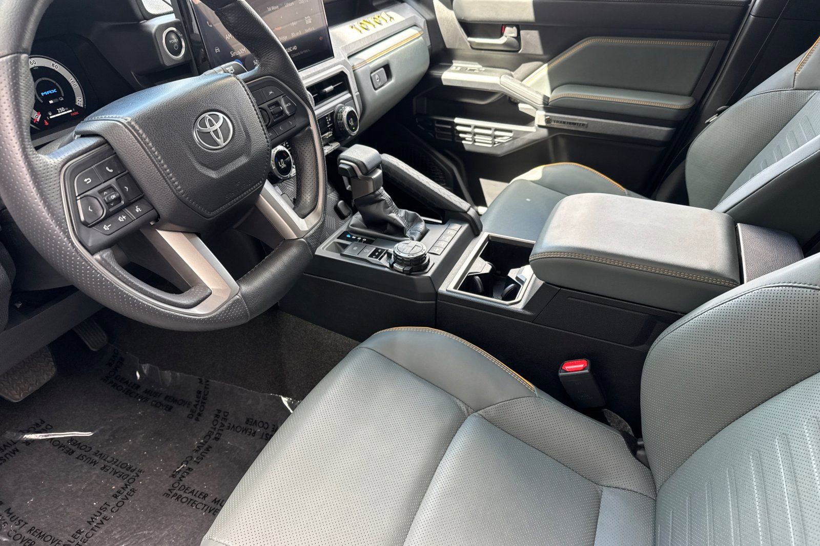 Certified 2025 Toyota 4Runner Trailhunter image 11