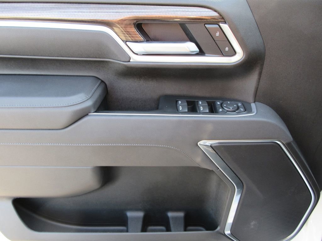 Used 2026 Chevrolet Silverado 2500 LT w/ Z71 Chrome Sport Edition image 26