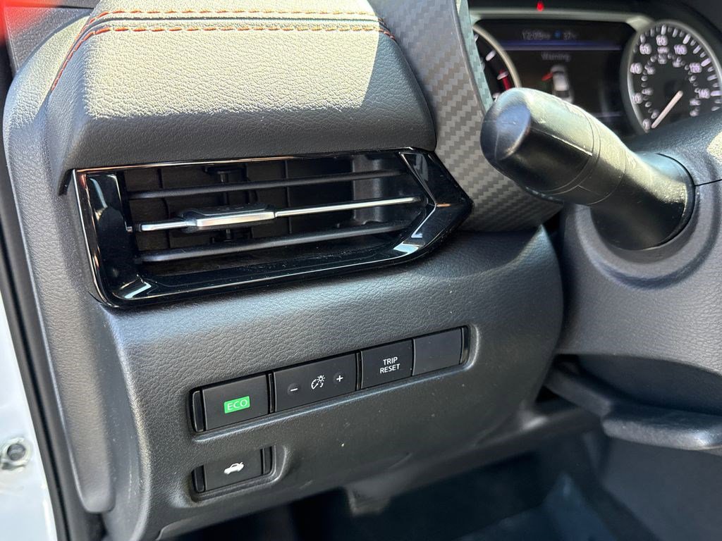 Used 2023 Nissan Sentra SR w/ Midnight Edition Package image 21