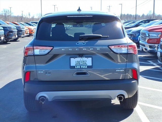 Used 2022 Ford Escape SE w/ Convenience Package image 30
