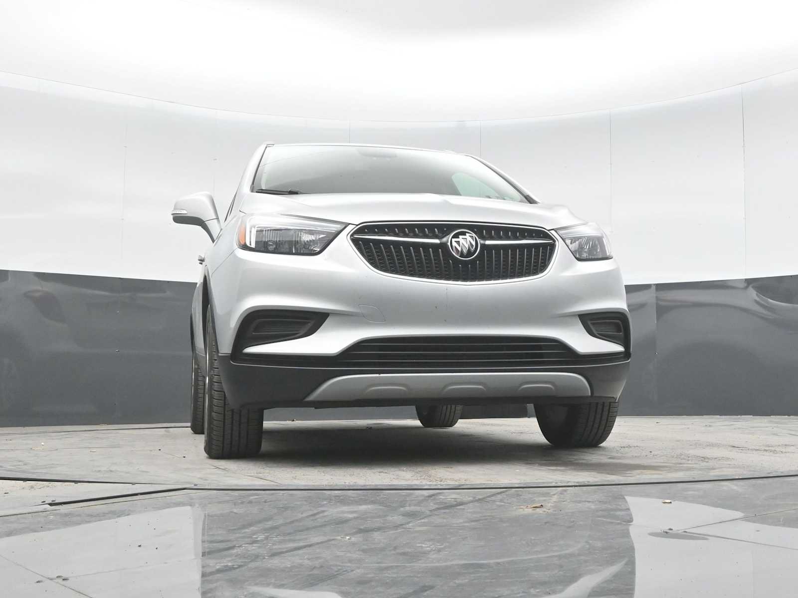 Used 2018 Buick Encore Preferred AWD/4WD image 27