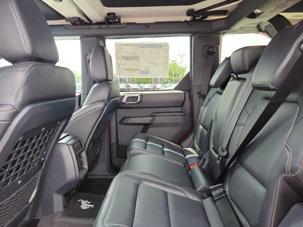 New 2026 Ford Bronco Badlands AWD/4WD image 14