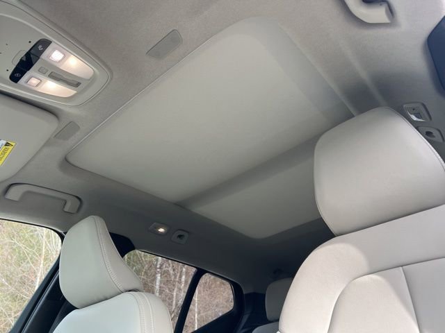 New 2026 Volvo XC40 B5 Plus w/ Climate Package AWD/4WD image 26