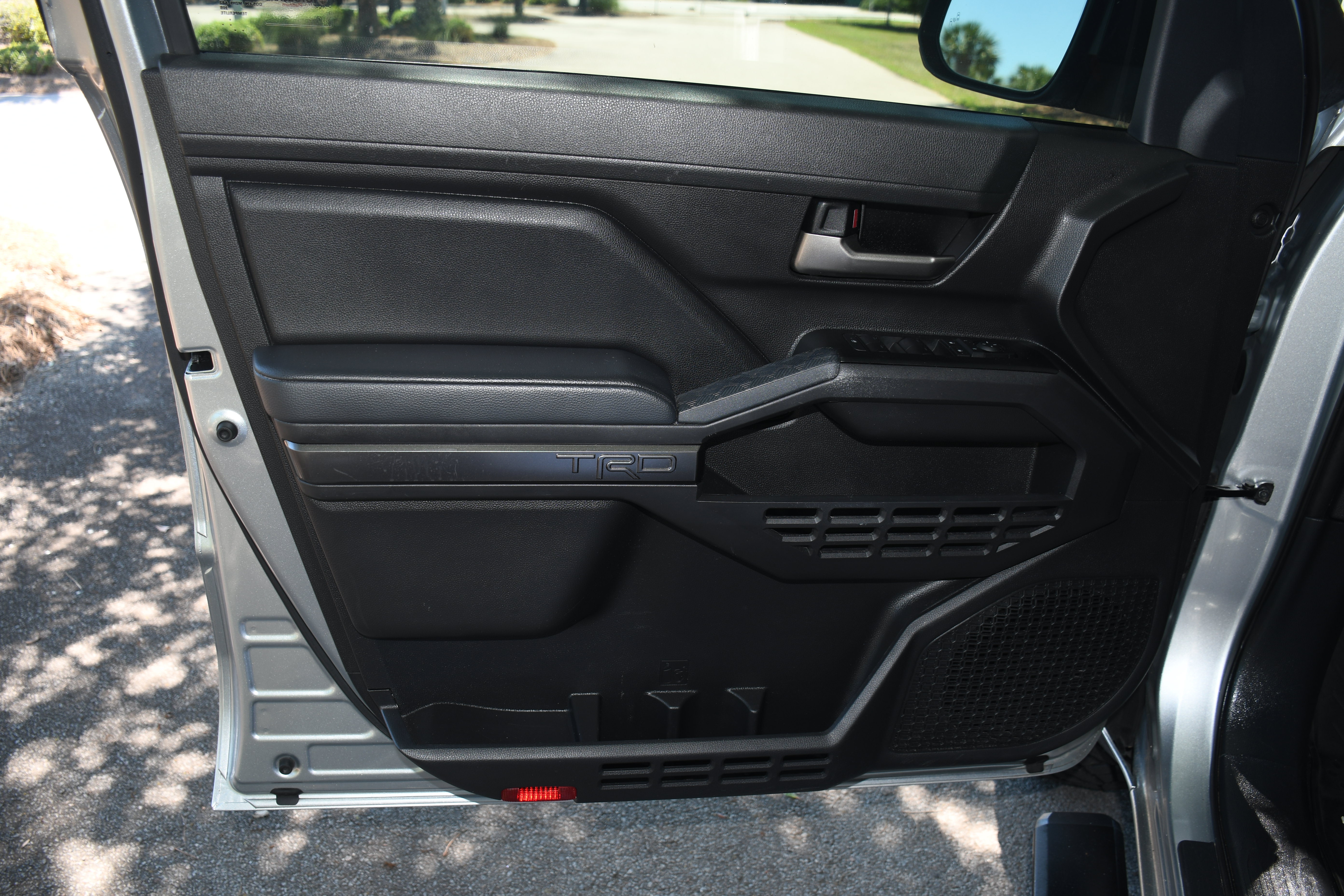 Certified 2025 Toyota Tacoma TRD Sport AWD/4WD image 9