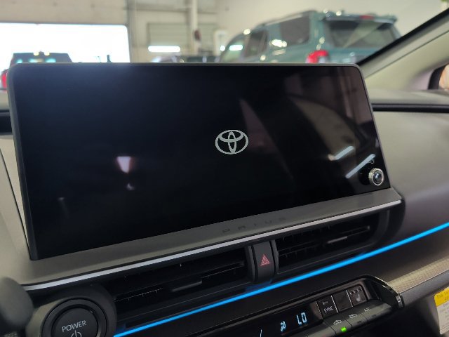 New 2027 Toyota Prius XLE AWD/4WD image 15