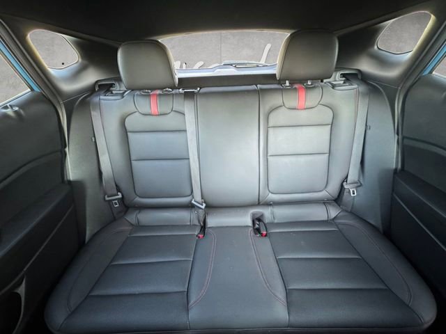 Certified 2025 Chevrolet Trax RS w/ Sunroof Package FWD image 17