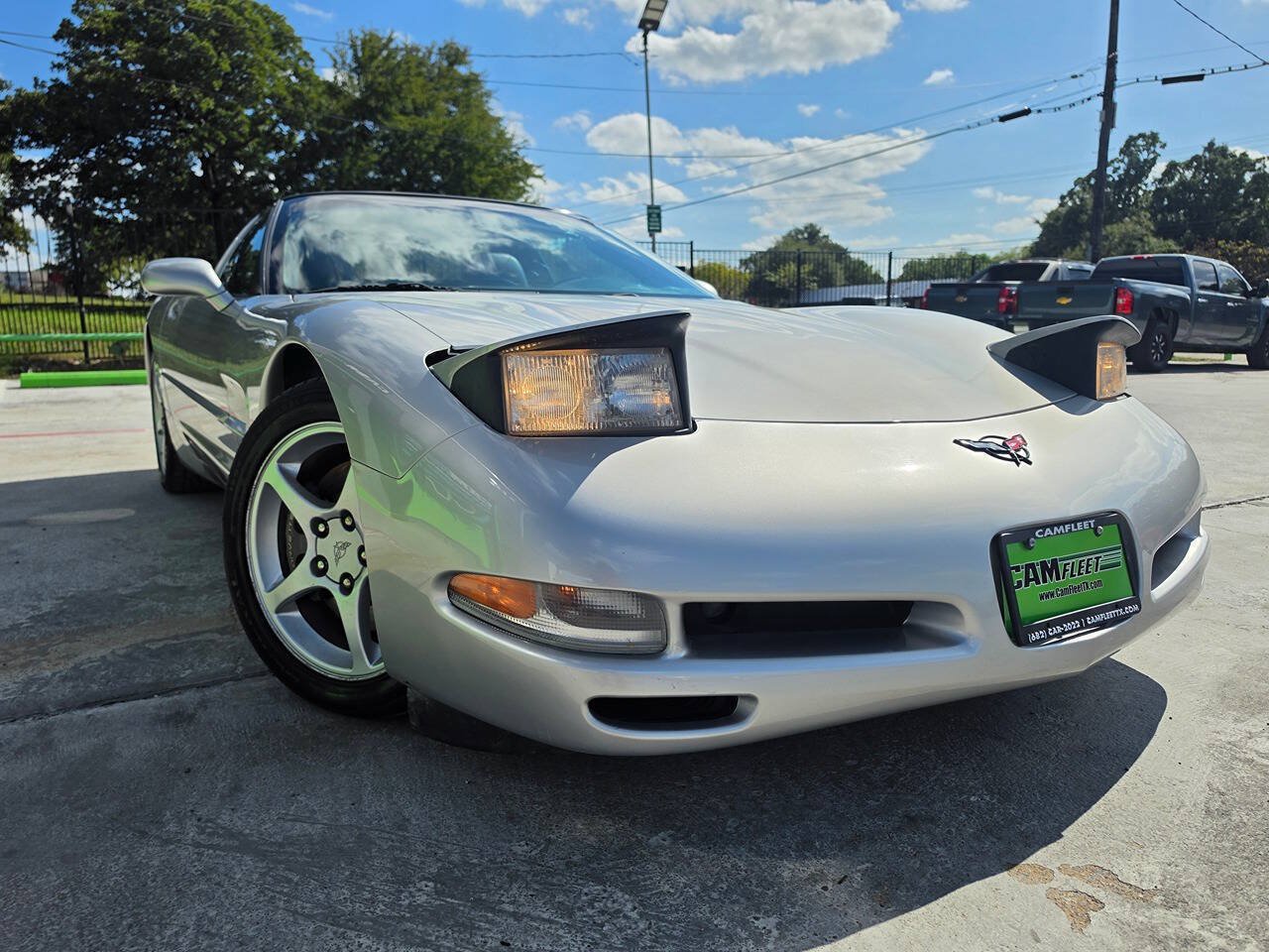 Used 2004 Chevrolet Corvette Coupe w/ Preferred Equipment Group RWD image 50