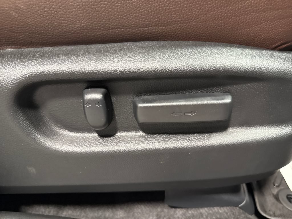 Used 2024 Honda Passport EX-L image 34
