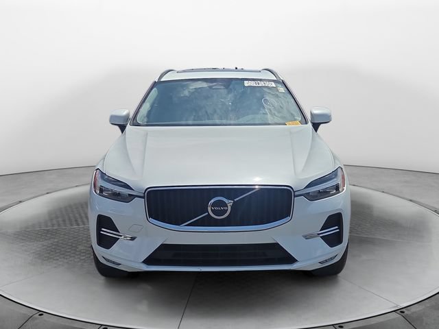 Used 2022 Volvo XC60 B5 Momentum AWD/4WD image 8