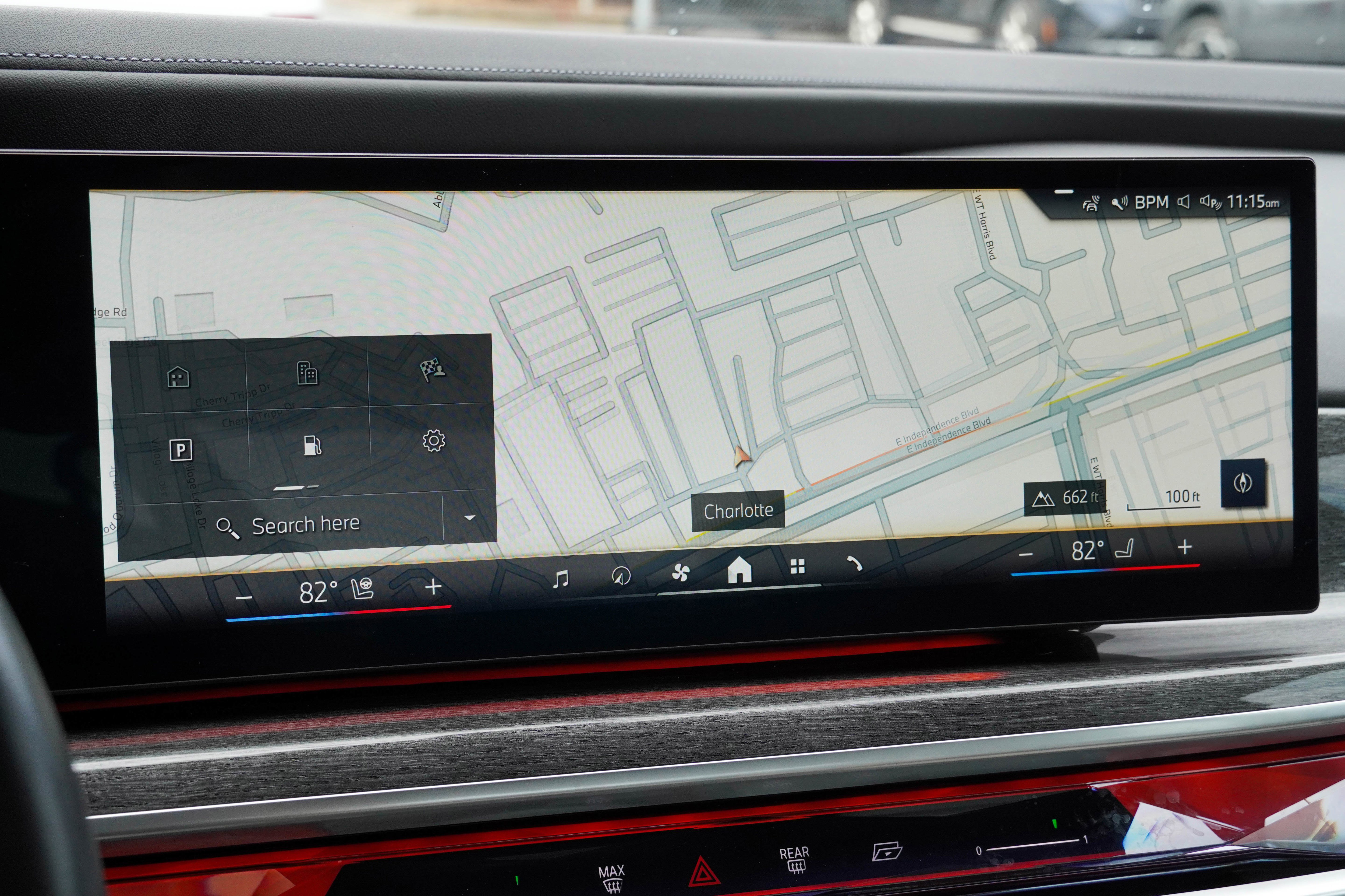 Certified 2023 BMW 760i xDrive w/ Executive Package AWD/4WD image 28