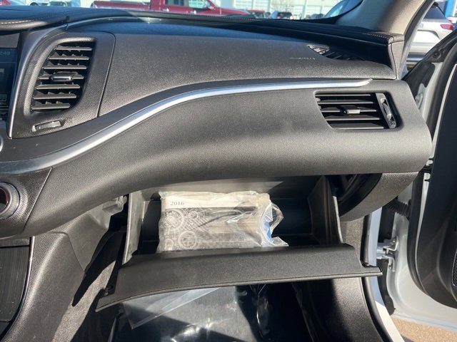 Used 2016 Chevrolet Impala LT w/ Convenience Package image 57