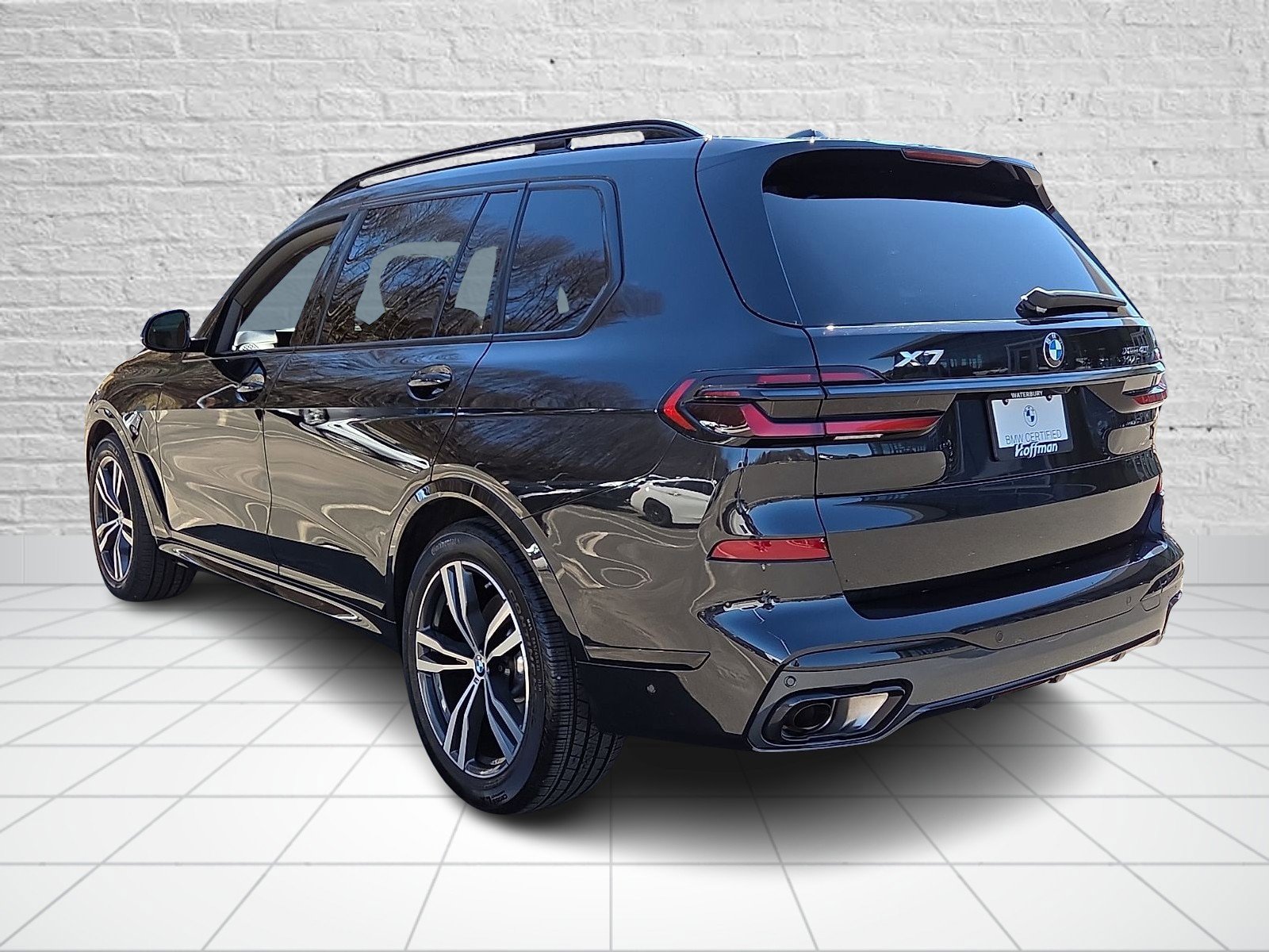 Used 2026 BMW X7 xDrive40i w/ M Sport Package AWD/4WD image 4