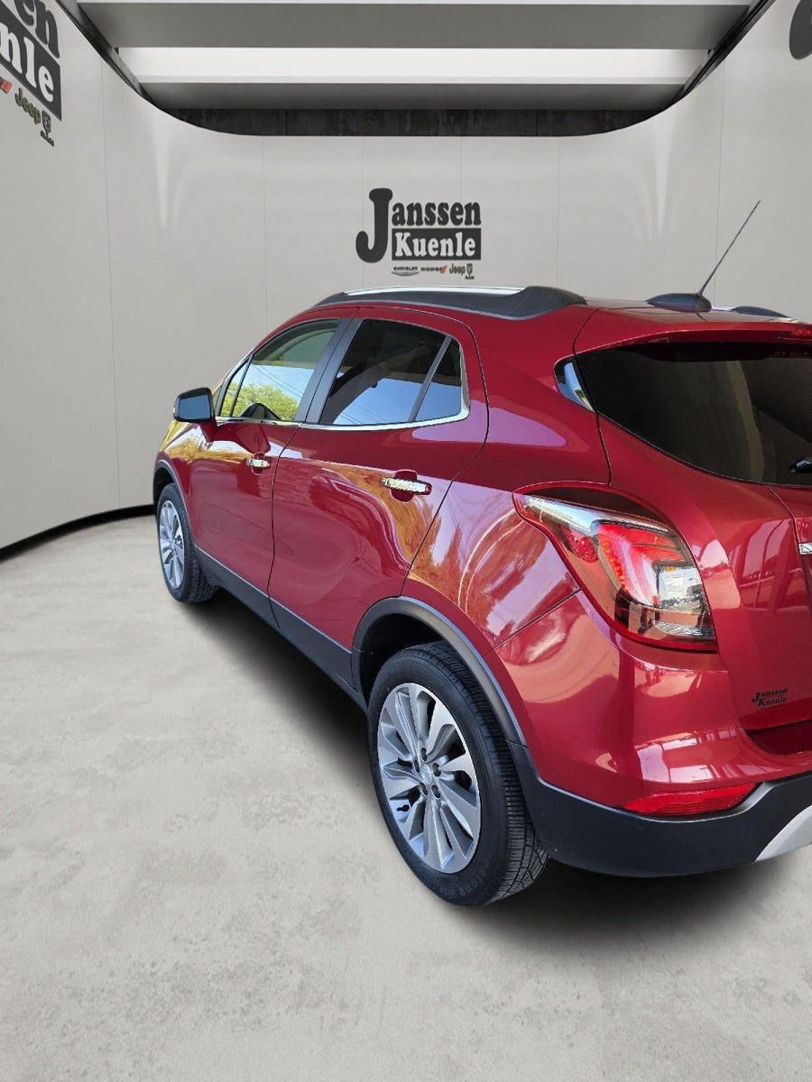 Used 2019 Buick Encore Preferred AWD/4WD image 24