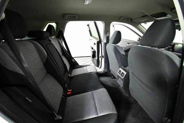 Used 2023 Nissan Rogue SV AWD/4WD image 23
