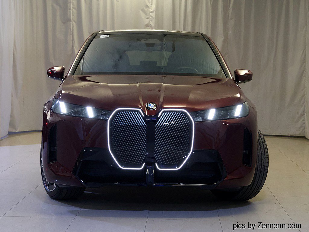 Certified 2026 BMW iX xDrive60 AWD/4WD image 5