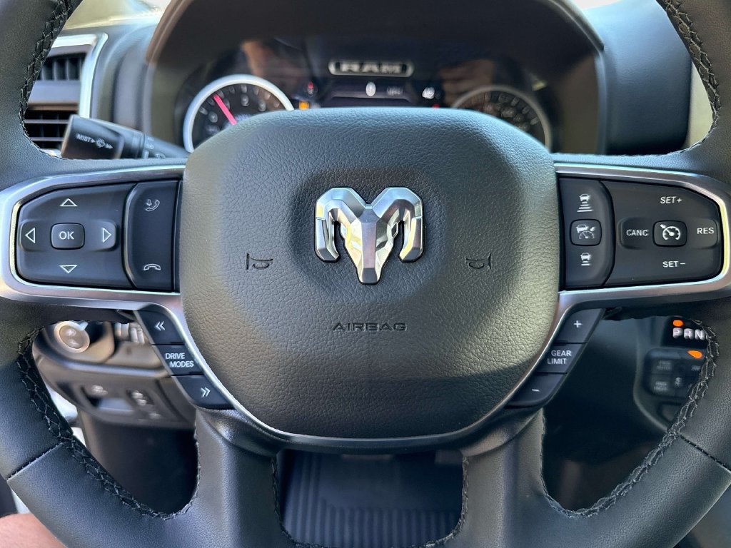 New 2026 RAM 1500 Big Horn AWD/4WD image 23