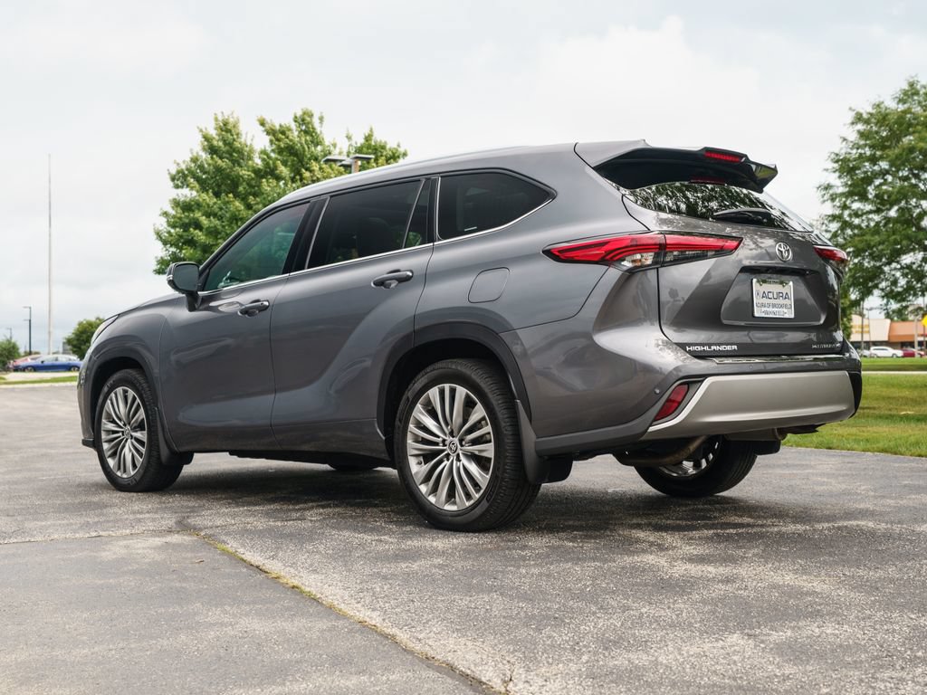 Used 2021 Toyota Highlander Platinum AWD/4WD image 9