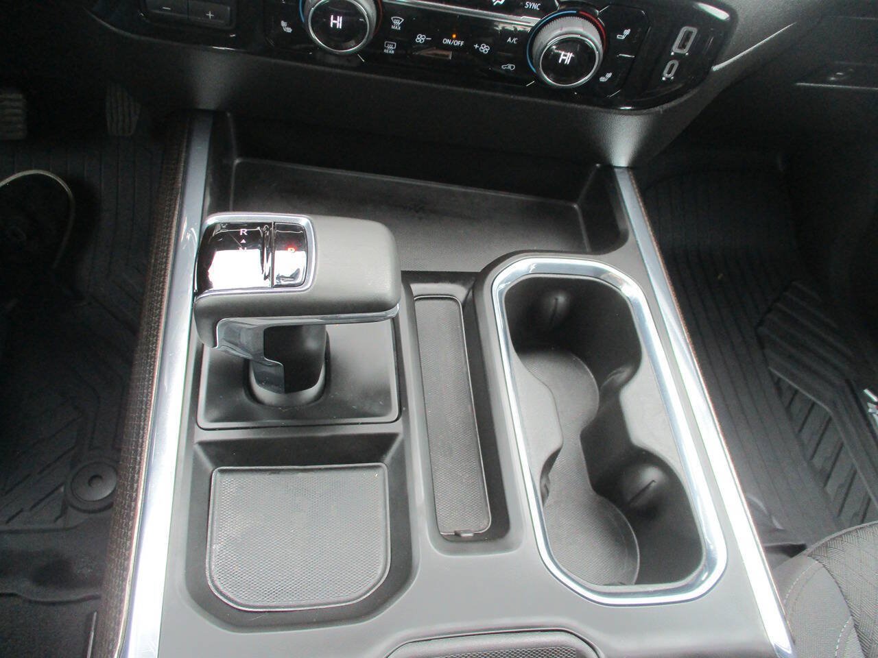 Used 2025 Chevrolet Silverado 1500 RST AWD/4WD image 17