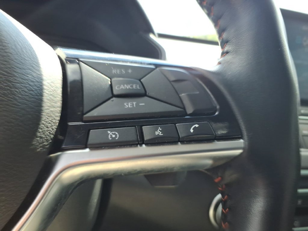 Used 2020 Nissan Altima 2.5 SR AWD/4WD image 17