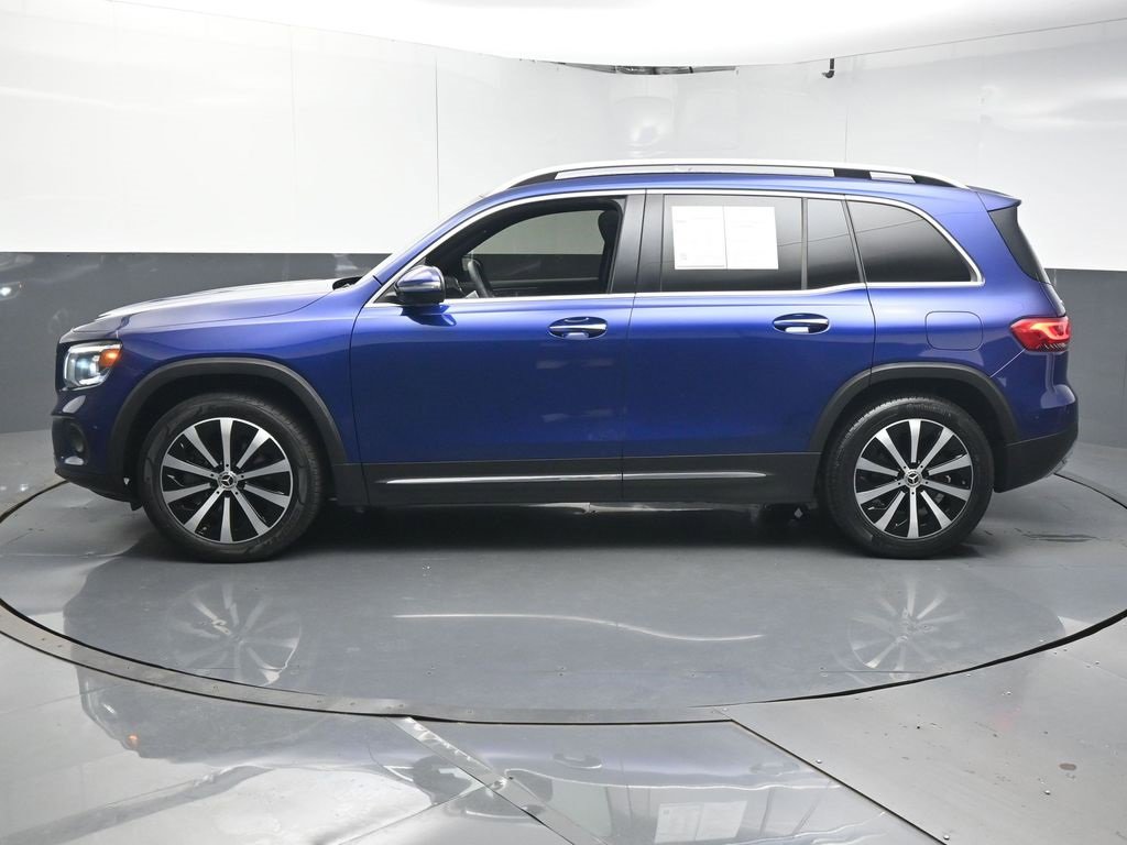 Used 2021 Mercedes-Benz GLB 250 w/ Premium Package image 5