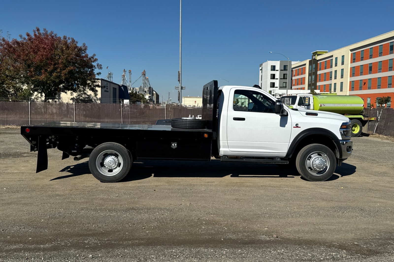 New 2026 RAM 5500 Tradesman w/ Chrome Appearance Group image 2