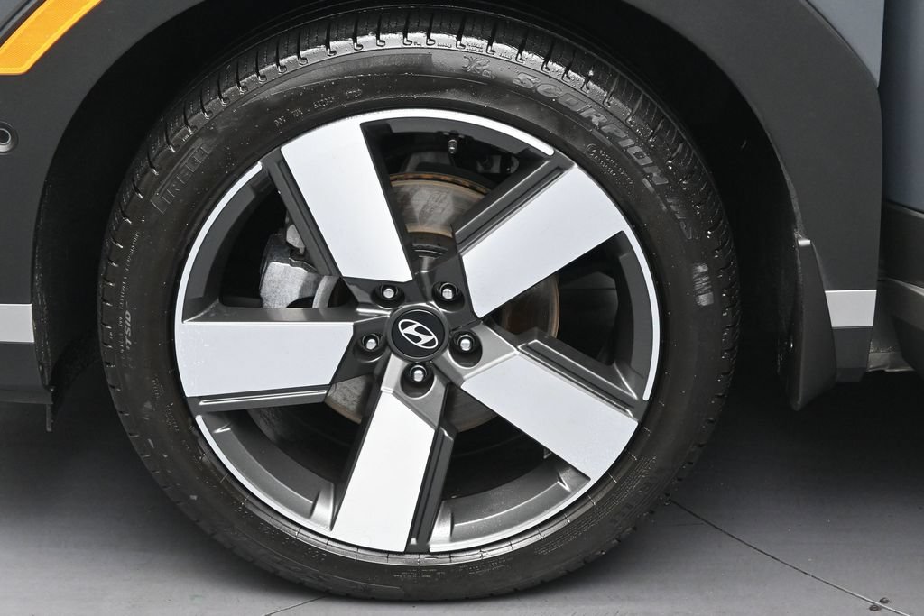 Used 2024 Hyundai Santa Fe Limited AWD/4WD image 42