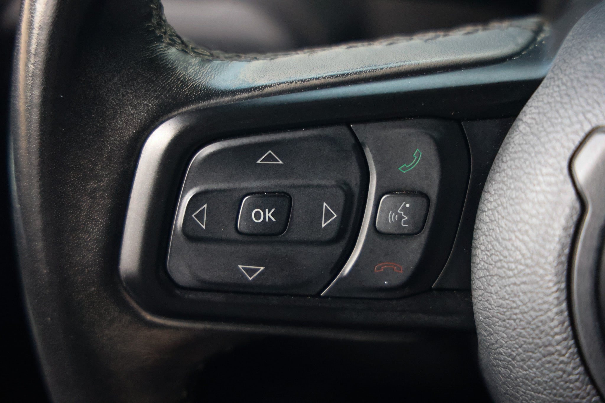Used 2022 Jeep Wrangler Sport AWD/4WD image 28