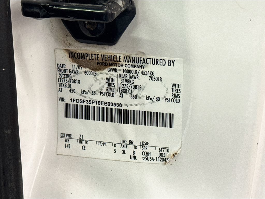 Used 2006 Ford F350 4x4 Regular Cab Super Duty image 27