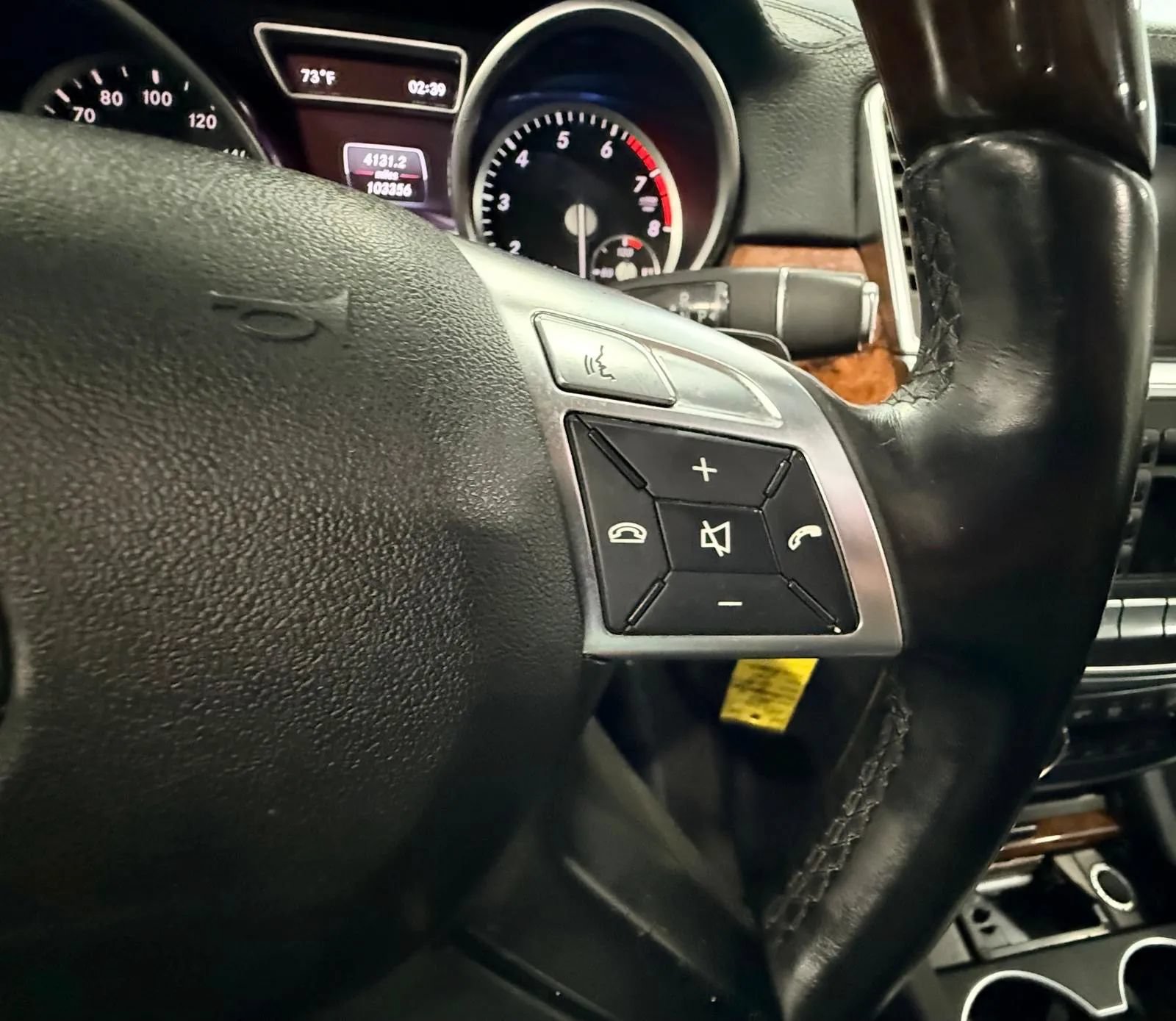 Used 2013 Mercedes-Benz GL 550 4MATIC image 23