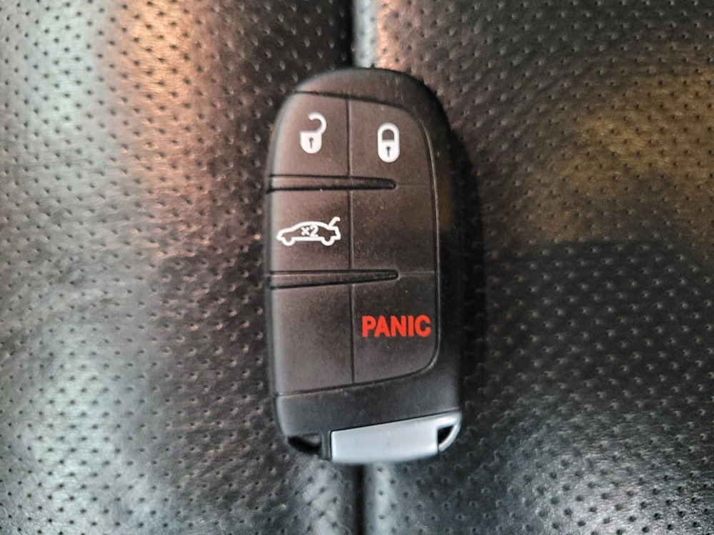 Used 2016 Dodge Challenger SXT Plus image 32