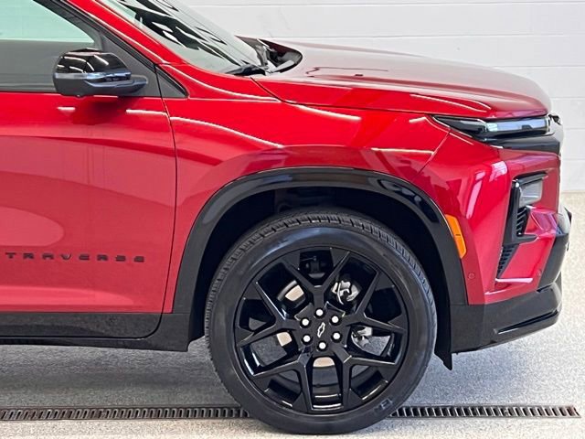 Used 2024 Chevrolet Traverse RS w/ LPO, Floor Liner Package image 8