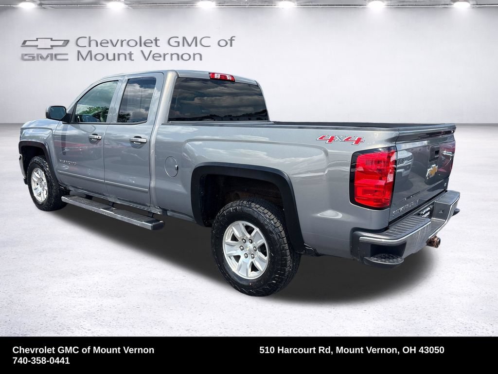 Used 2017 Chevrolet Silverado 1500 LT w/ All Star Edition AWD/4WD image 3