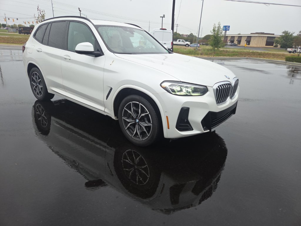 Used 2024 BMW X3 sDrive30i w/ Premium Package RWD image 23