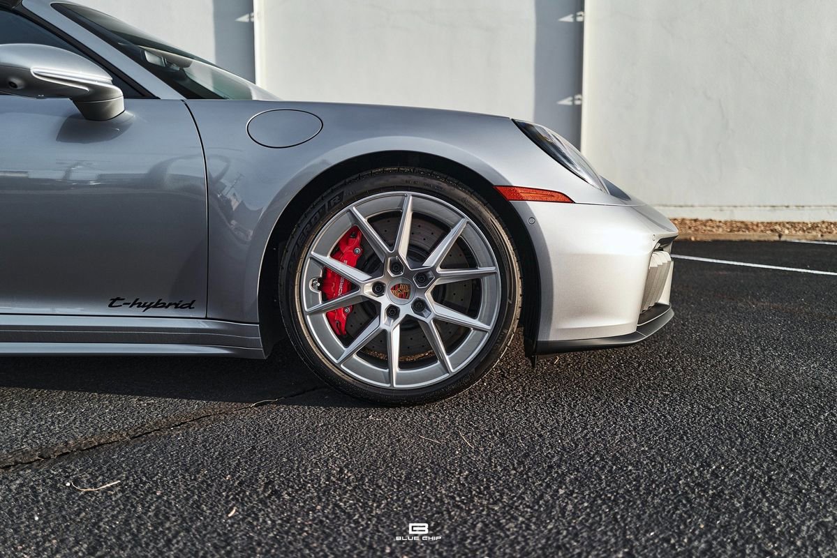 Used 2026 Porsche 911 Targa 4 GTS image 4