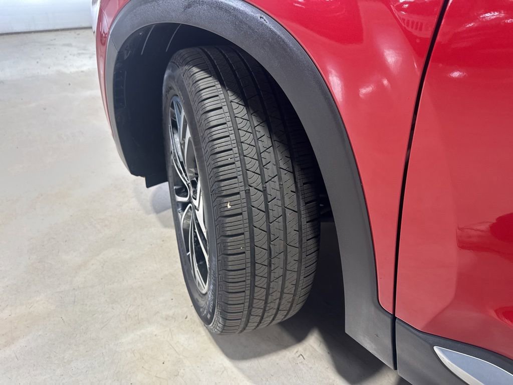 Used 2019 Hyundai Santa Fe AWD w/ Cargo Package image 3
