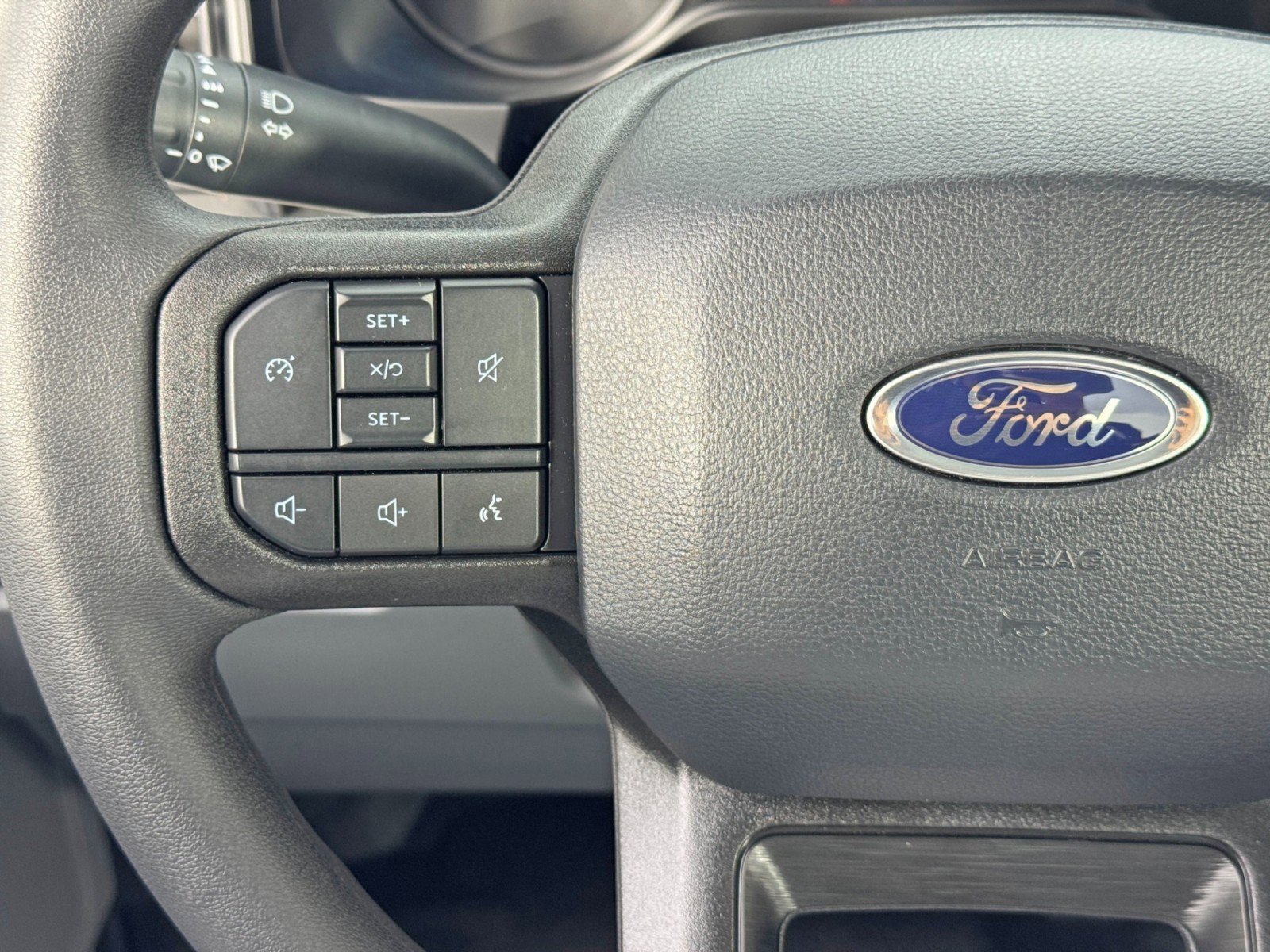 Used 2025 Ford F350 XL w/ XL Driver Assist Package image 17