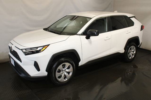 Used 2024 Toyota RAV4 LE image 2