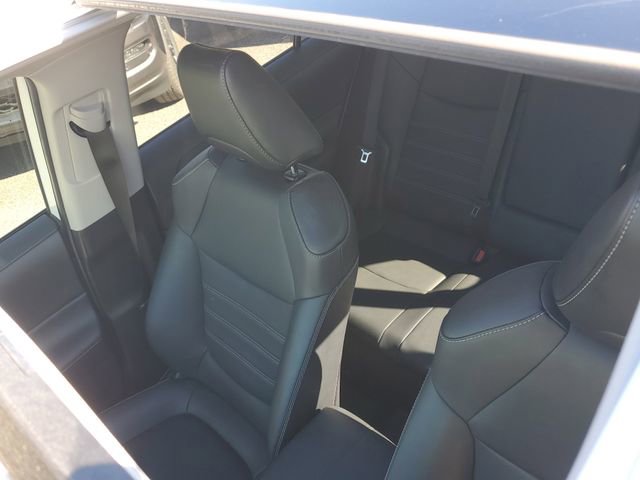 Used 2022 Toyota RAV4 XLE Premium image 36