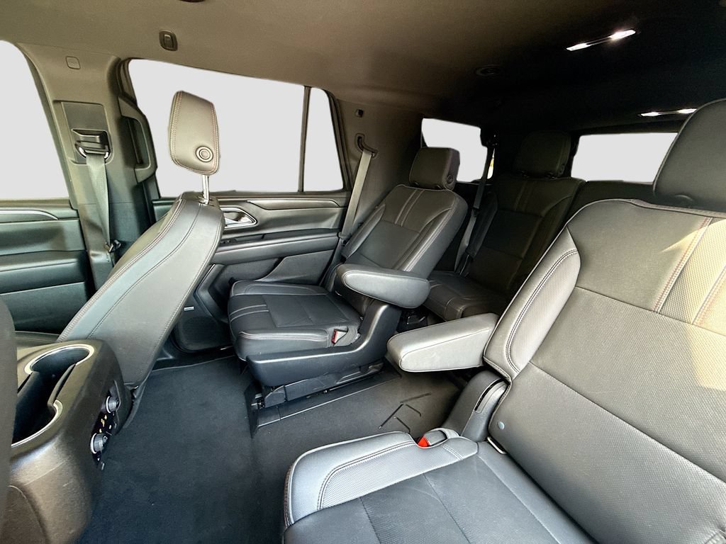 Used 2021 Chevrolet Tahoe RST w/ Luxury Package AWD/4WD image 26